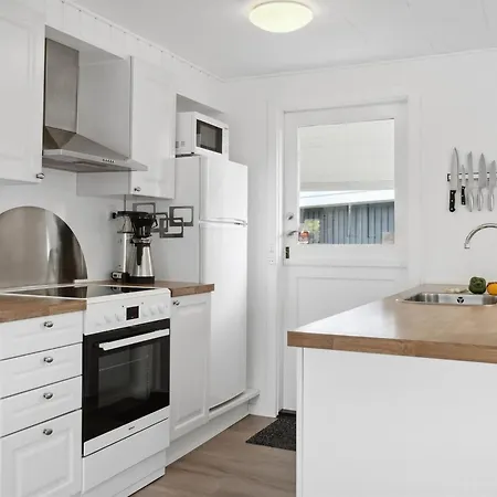 Silvana - 750m From The Sea By Interhome Hébergement de vacances Bøtø By
